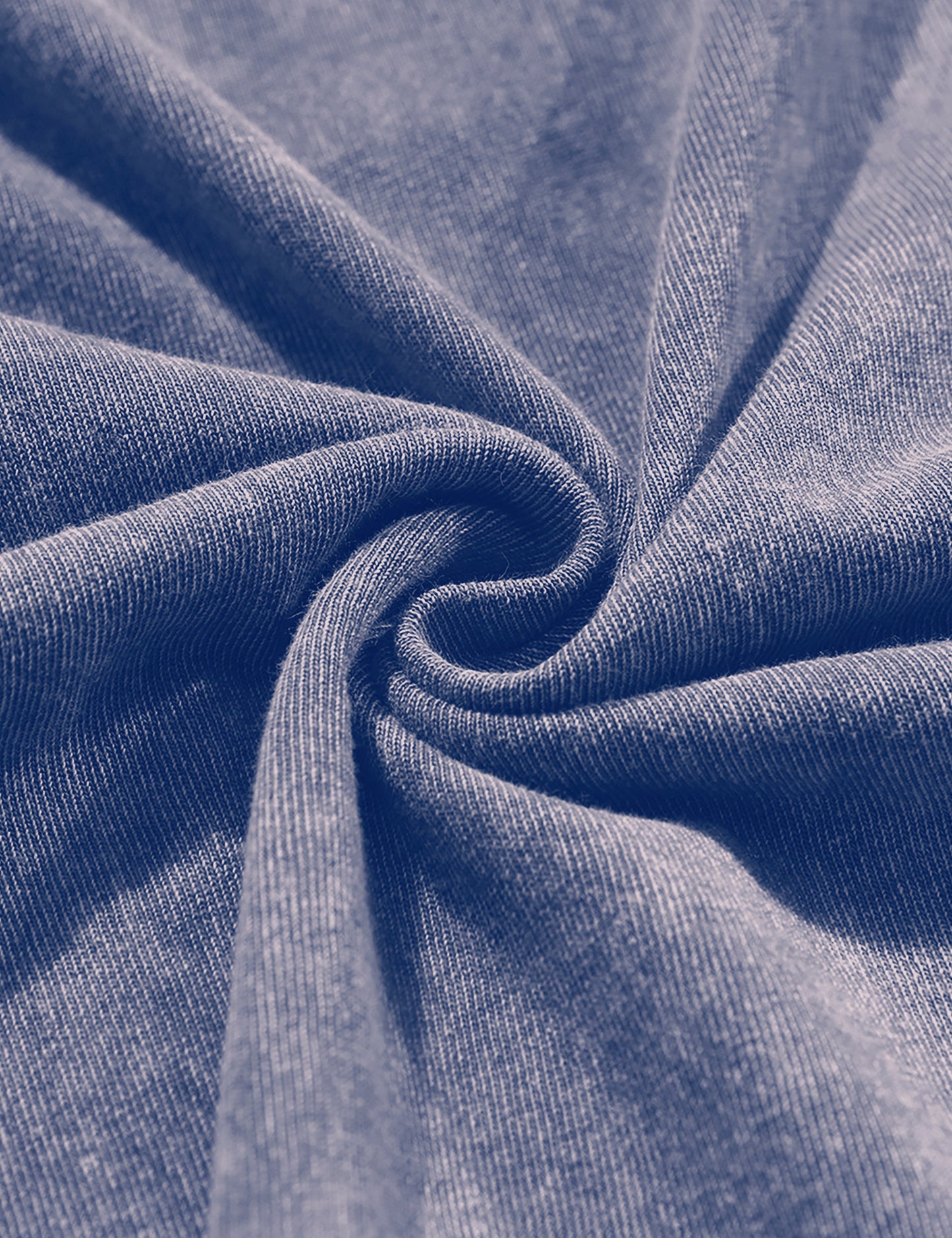 Detailansicht des Materials im Nackenbereich des Oversized Acid-Wash-T-Shirts in Blau.